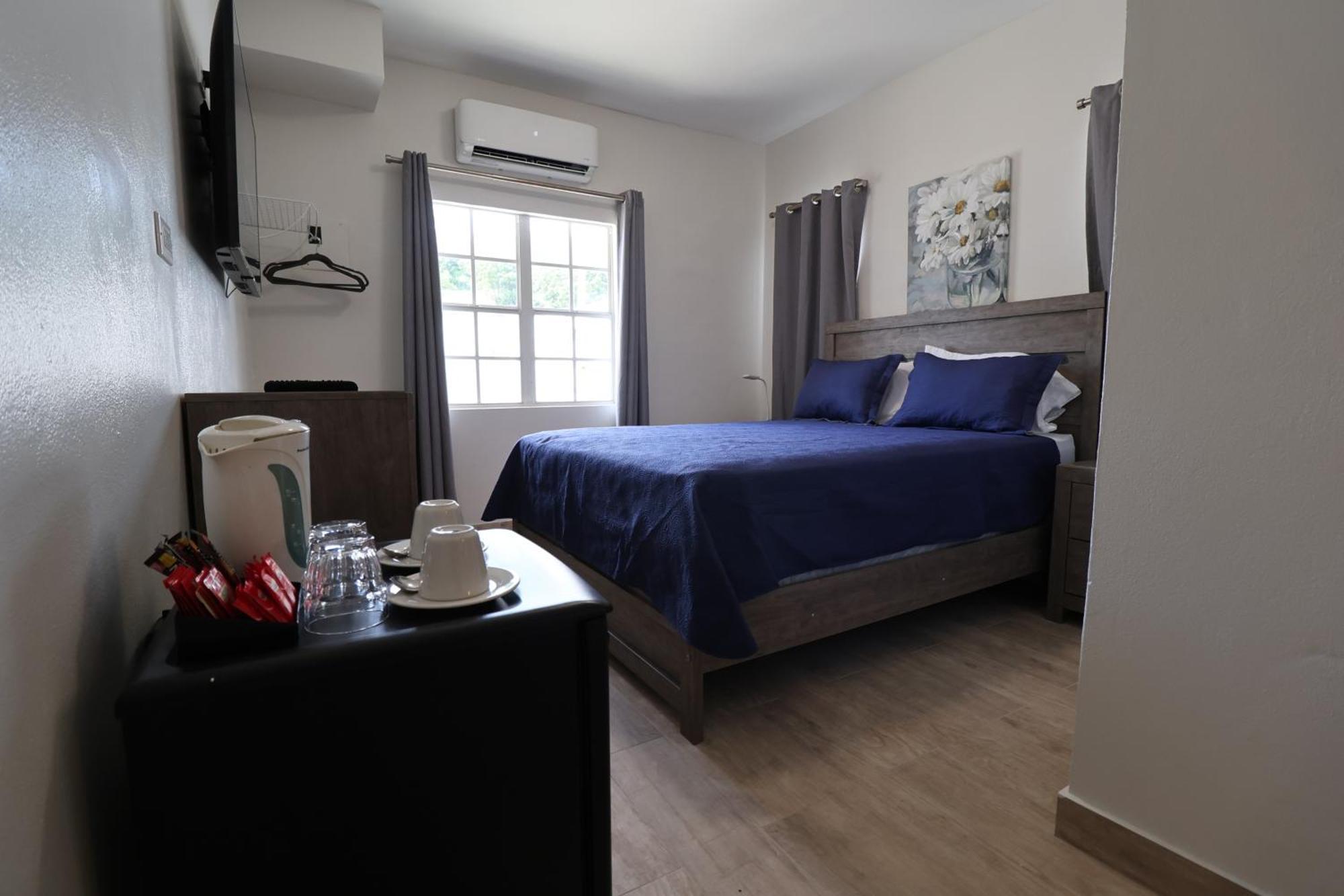 The Moxy Hotel English Harbour Екстериор снимка