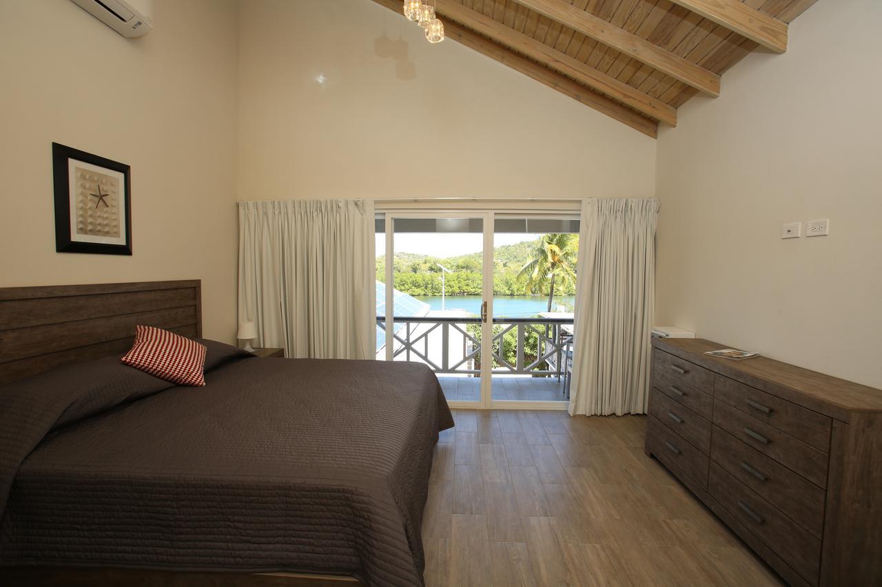 The Moxy Hotel English Harbour Екстериор снимка